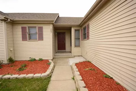 2607 E 6th St, Belvidere, IL 61008 photo 3