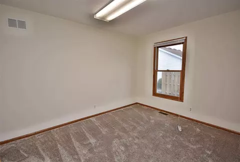2607 E 6th St, Belvidere, IL 61008 photo 13