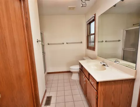 2607 E 6th St, Belvidere, IL 61008 photo 14