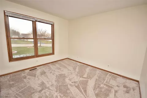 2607 E 6th St, Belvidere, IL 61008 photo 12