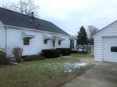 11270 Main St, Roscoe, IL 61073 photo 15