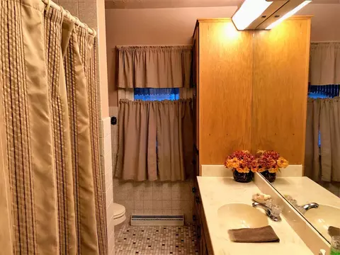 11270 Main St, Roscoe, IL 61073 photo 14