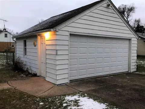 11270 Main St, Roscoe, IL 61073 photo 16