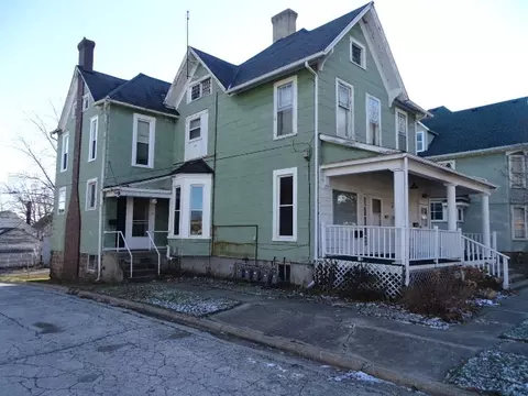 417-419 W Stephenson St, Freeport, IL 61032 photo 2