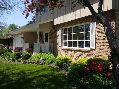 4834 Danforth Dr, Rockford, IL 61114 photo 2