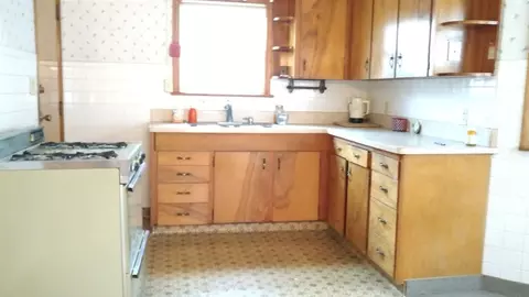 335 Springfield, South Beloit, IL 61080 photo 4