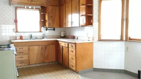 335 Springfield, South Beloit, IL 61080 photo 3