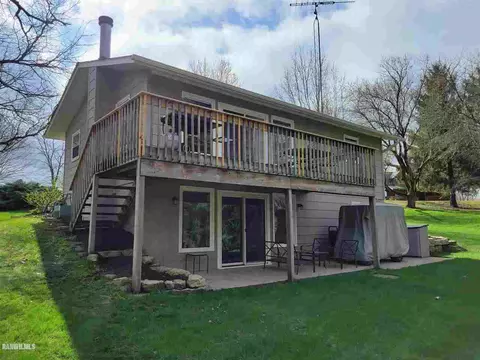 8 A38 Constitution, Apple River, IL 61001 photo 2