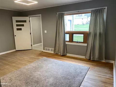25 E Walnut, Cedarville, IL 61013 photo 5