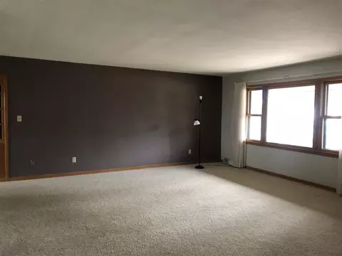 1128 N Jackson St, Pecatonica, IL 61063 photo 6