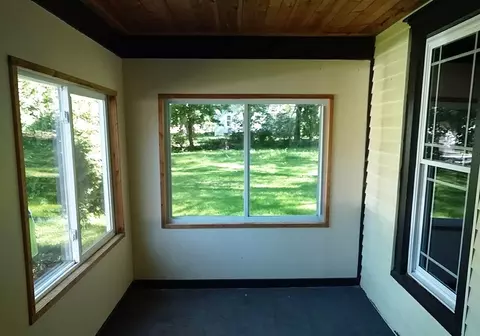 103 E 2nd St, Leaf River, IL 61047 photo 5