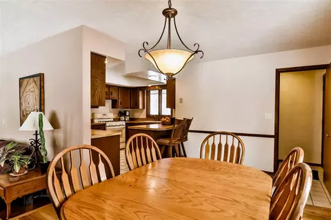 15651 E Oak Tree Dr, Davis Junction, IL 61020 photo 7