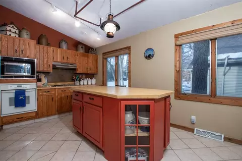 1992 Baintree Rd, Lake Summerset, IL 61019 photo 11