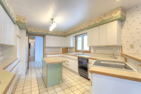 11911 Warblers Way, Roscoe, IL 61073 photo 9