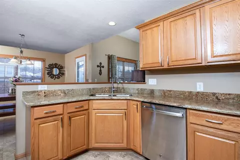 10639 Harrison Ct, Roscoe, IL 61073 photo 8