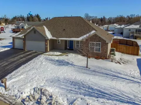 10639 Harrison Ct, Roscoe, IL 61073 photo 1