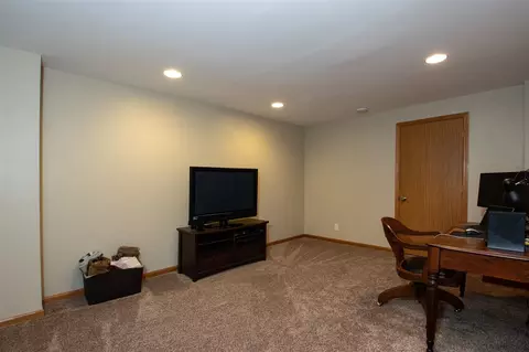 10639 Harrison Ct, Roscoe, IL 61073 photo 23