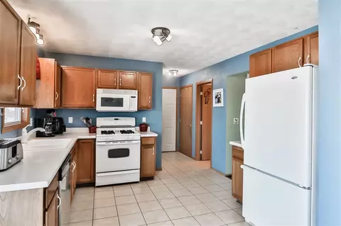 1105 Cameron Dr, Durand, IL 61024 photo 4
