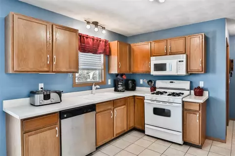 1105 Cameron Dr, Durand, IL 61024 photo 5