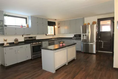 145 N 4th St, Capron, IL 61012 photo 12