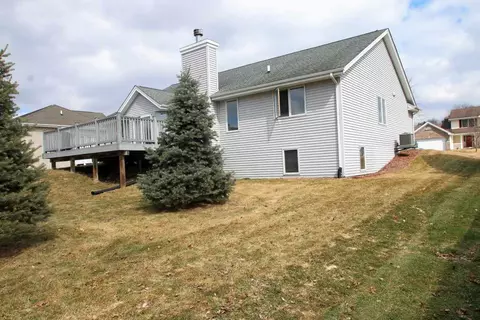 1056 Old Hunter Run, Byron, IL 61010 photo 24