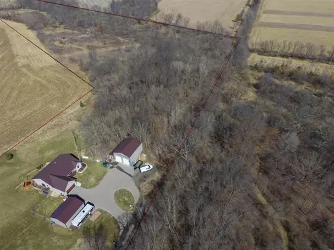 10024 Wheeler Rd, Durand, IL 61024 photo 4