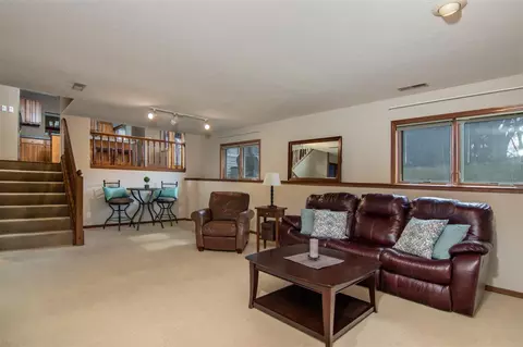 7726 Windspoint Rd, Roscoe, IL 61073 photo 10