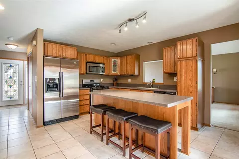 7726 Windspoint Rd, Roscoe, IL 61073 photo 6