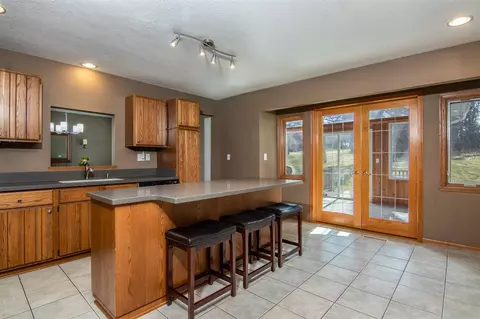 7726 Windspoint Rd, Roscoe, IL 61073 photo 5