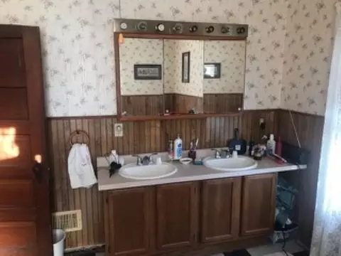 105 W Allen St, Holcomb, IL 61043 photo 12