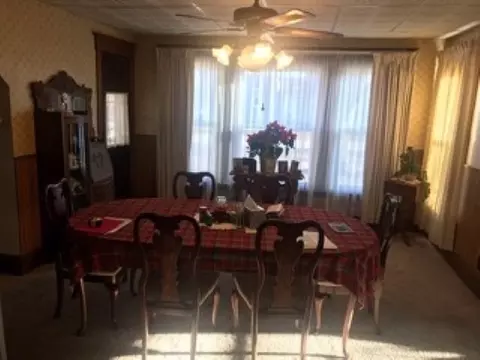 105 W Allen St, Holcomb, IL 61043 photo 6