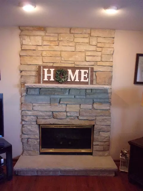 12294 Whispering Winds Dr, Roscoe, IL 61073 photo 10