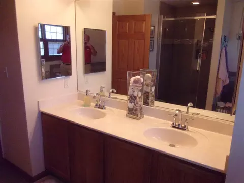 12294 Whispering Winds Dr, Roscoe, IL 61073 photo 24