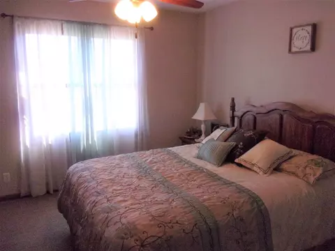 12294 Whispering Winds Dr, Roscoe, IL 61073 photo 17
