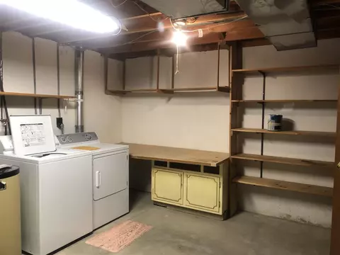 242 E 10th St, Pecatonica, IL 61063 photo 21