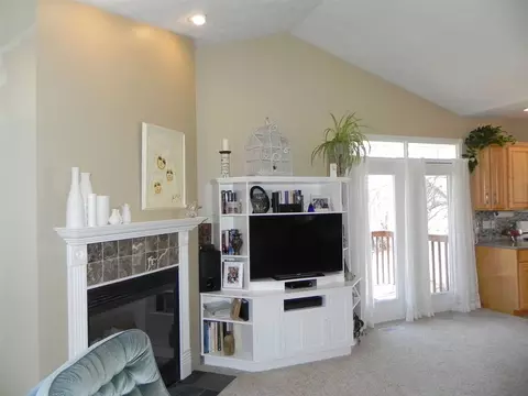 2268 Drexel Rd, Lake Summerset, IL 61019 photo 9