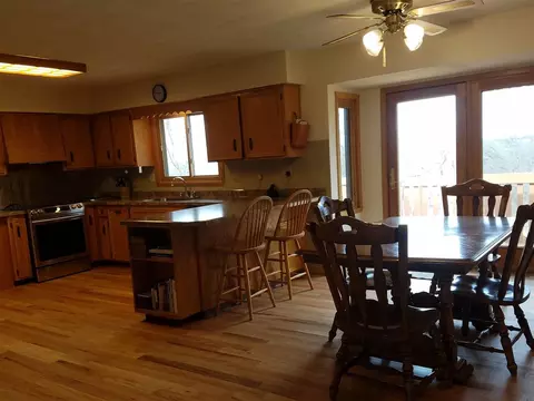 792 E Lightsville Rd, Leaf River, IL 61047 photo 10