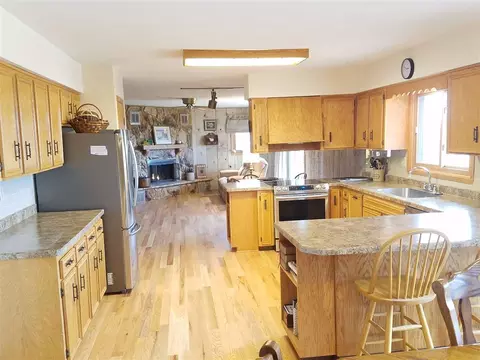 792 E Lightsville Rd, Leaf River, IL 61047 photo 6