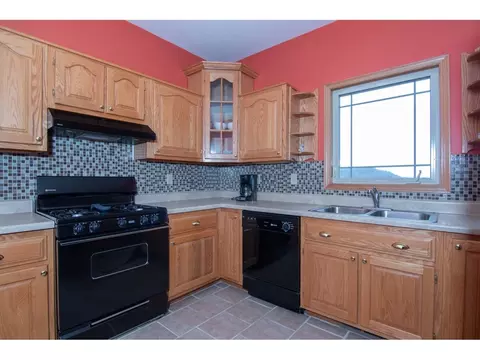 1691 Edgewood Dr, Lake Summerset, IL 61019 photo 10
