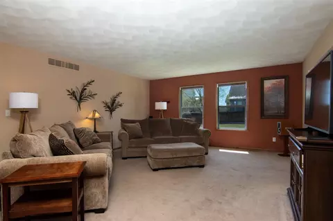 616 Overture Way, Roscoe, IL 61073 photo 3