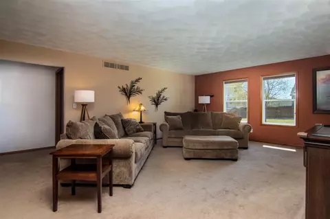 616 Overture Way, Roscoe, IL 61073 photo 5