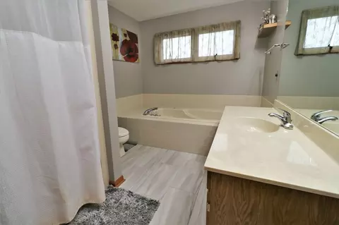 11530 Banbridge Dr, Roscoe, IL 61073 photo 16