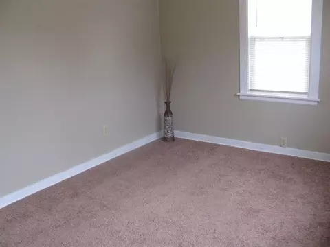 654 Mckinley Ave, Beloit, WI 53511 photo 4