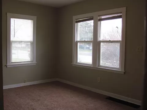 654 Mckinley Ave, Beloit, WI 53511 photo 3