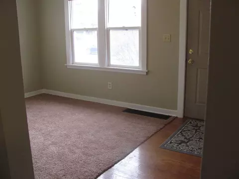 654 Mckinley Ave, Beloit, WI 53511 photo 2