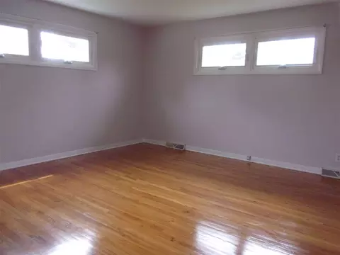 11325 2nd St, Roscoe, IL 61073 photo 9