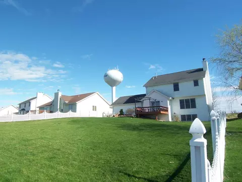 3549 Eagles Ridge Dr, Beloit, WI 53511 photo 4