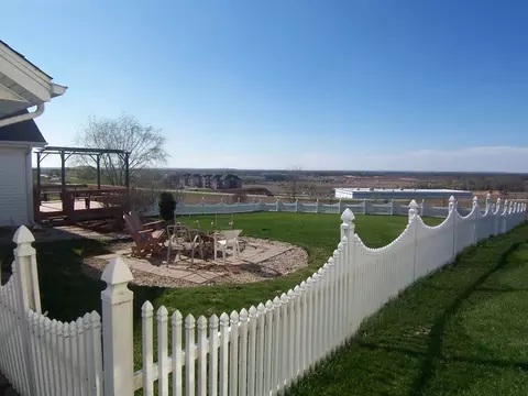 3549 Eagles Ridge Dr, Beloit, WI 53511 photo 5