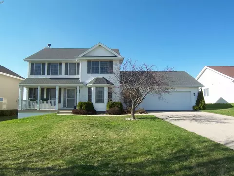 3549 Eagles Ridge Dr, Beloit, WI 53511 photo 1