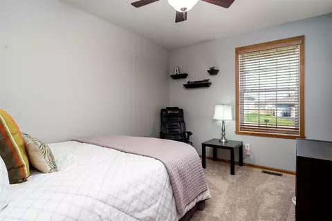 616 Ballymore Rd, Roscoe, IL 61073 photo 13